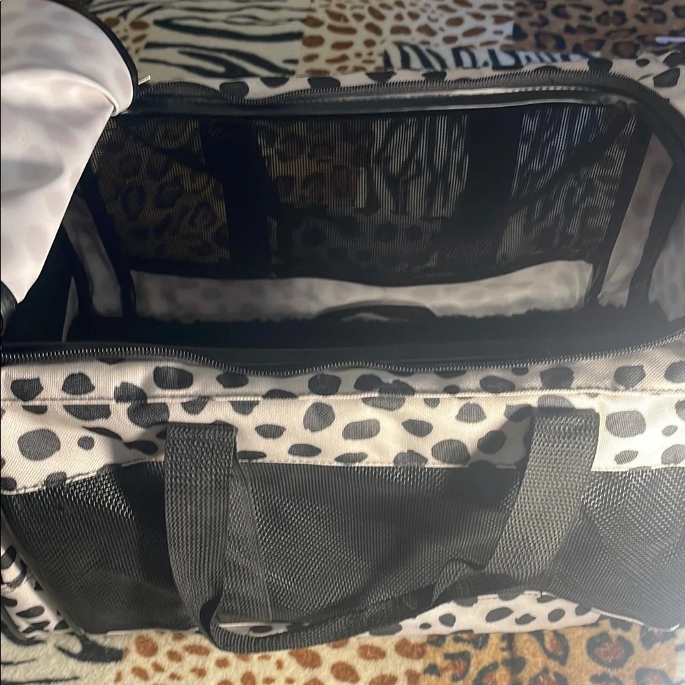 Polka Dot Pet Carrier